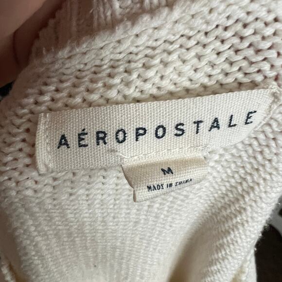 SOLD OUTT - Picture 4 of 8